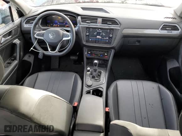 2024 Volkswagen Tiguan SE с VIN 3VVMB7AX7RM142955, выставлен на аукционе Copart как лот 84227955 с пробегом 8 507 миль миль и Списание • Salvage title. История ставок и продаж доступна на DreamBid. Изображение 8.