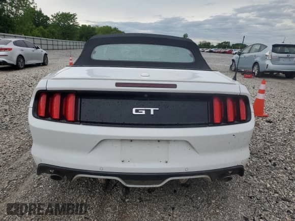 2016 Ford Mustang GT Premium с VIN 1FATP8FF0G5209048, выставлен на аукционе Copart как лот 55021455 с пробегом 61 503 миль миль и Списание • Salvage title. История ставок и продаж доступна на DreamBid. Изображение 6.