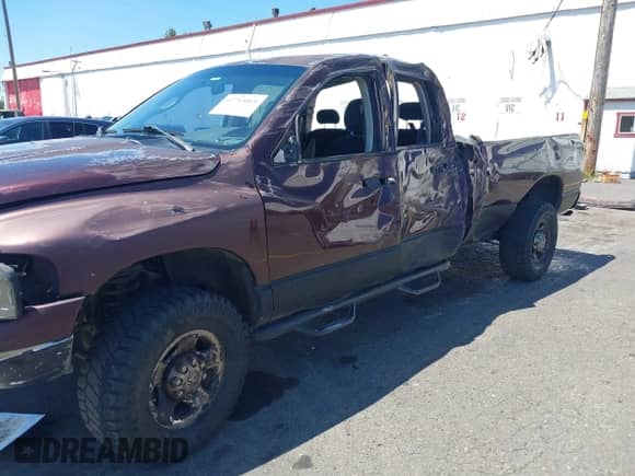 2005 Dodge 2500 SLT z VIN 3D7KS28CX5G741763, wystawiony jako IAAI lot #42745069 z przebiegiem 255 719 mil mil oraz . Historia ofert i sprzedaży dostępna na DreamBid. Obrazek 6.