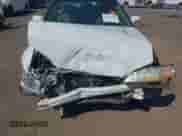 1998 Honda Accord EX z VIN 1HGCG1652WA067382, wystawiony jako IAAI lot #43242986 z przebiegiem 200 559 mil mil oraz . Historia ofert i sprzedaży dostępna na DreamBid. Obrazek 6.