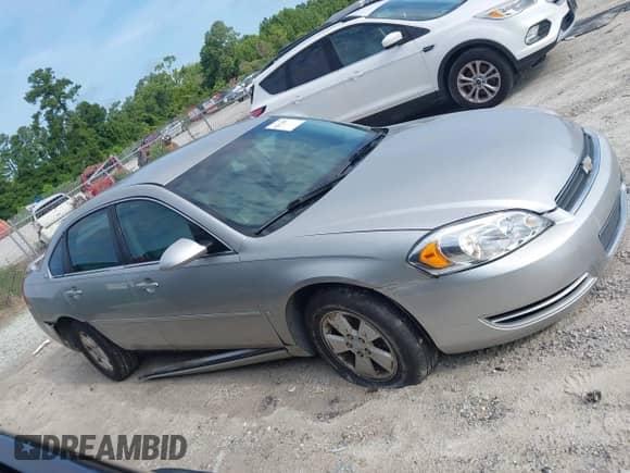 2007 Chevrolet Impala LT z VIN 2G1WT58K279414457, wystawiony jako IAAI lot #42622667 z przebiegiem 210 382 mil mil oraz . Historia ofert i sprzedaży dostępna na DreamBid. Obrazek 13.