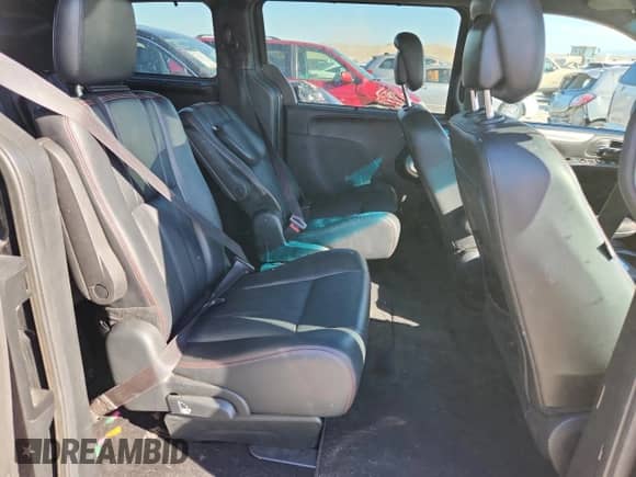 2017 Dodge Grand Caravan GT with VIN 2C4RDGEG6HR772580, listed as a Copart auction lot 71935835 with 104,701 mi miles and Clean title. Bid and sale history available at DreamBid. Image 11.