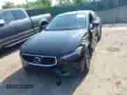 2021 Volvo S60 Momentum z VIN 7JR102FK4MG095573, wystawiony jako IAAI lot #42458143 z przebiegiem 46 204 mil mil oraz . Historia ofert i sprzedaży dostępna na DreamBid. Obrazek 13.
