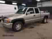 2000 GMC Sierra 1500 SLE с VIN 2GTEK19T9Y1201530, выставлен на аукционе IAAI как лот 42330588 с пробегом 111 602 миль миль и . История ставок и продаж доступна на DreamBid. Изображение 2.