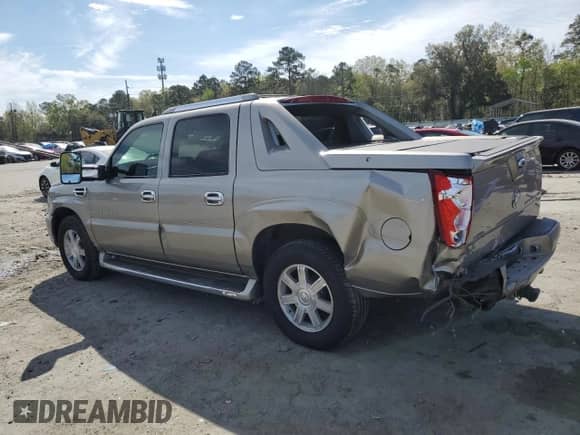 2003 Cadillac Escalade EXT with VIN 3GYEK63N43G310253, listed as a Copart auction lot 50686765 with 181,107 mi miles and Salvage title. Bid and sale history available at DreamBid. Image 2.