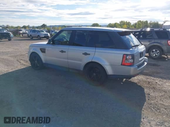 2011 Land Rover Range Rover Sport HSE Lux with VIN SALSK2D46BA269539, listed as a IAAI auction lot 43337479 with 168,132 mi miles and . Bid and sale history available at DreamBid. Image 3.