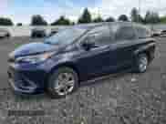 2023 Toyota Sienna Platinum z VIN 5TDESKFC2PS081491, wystawiony jako Copart lot #68216485 z przebiegiem 46 742 mil mil oraz Szkoda całkowita • Salvage title. Historia ofert i sprzedaży dostępna na DreamBid. Obrazek 1.