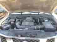 2006 Nissan Pathfinder SE z VIN 5N1AR18UX6C684856, wystawiony jako IAAI lot #42398266 z przebiegiem 203 140 mil mil oraz . Historia ofert i sprzedaży dostępna na DreamBid. Obrazek 10.