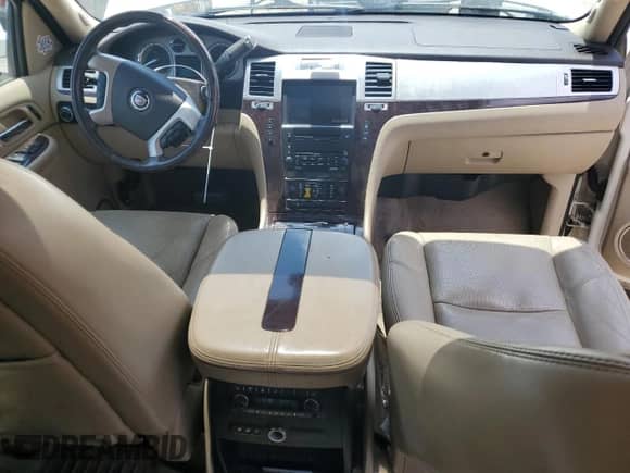 2009 Cadillac Escalade with VIN 1GYFK23209R224272, listed as a Copart auction lot 59886345 with 229,509 mi miles and Clean title. Bid and sale history available at DreamBid. Image 8.