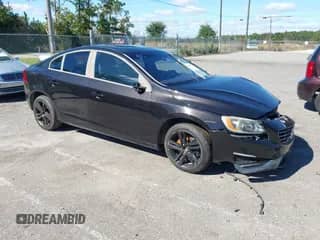 2014 Volvo S60 T5 с VIN YV1612FS5E2286252, выставлен на аукционе IAAI как лот 43565219 с пробегом 92 276 миль миль и . История ставок и продаж доступна на DreamBid. Изображение 1.