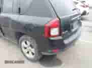 2017 Jeep Compass High Altitude z VIN 1C4NJDEB6HD106073, wystawiony jako IAAI lot #43526297 z przebiegiem 103 392 mil mil oraz . Historia ofert i sprzedaży dostępna na DreamBid. Obrazek 20.