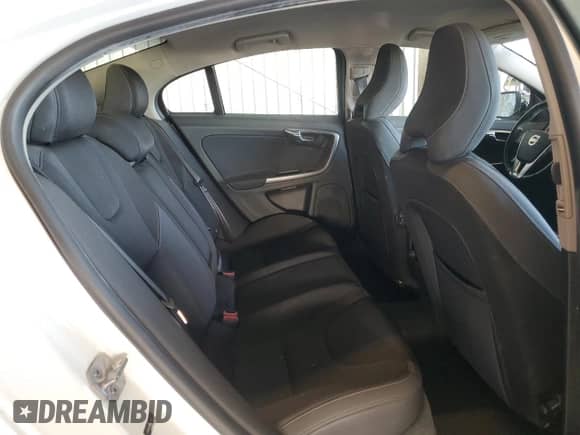 2014 Volvo S60 T5 с VIN YV1612FS5E2297803, выставлен на аукционе Copart как лот 71890265 с пробегом 66 294 миль миль и Списание • Salvage title. История ставок и продаж доступна на DreamBid. Изображение 10.
