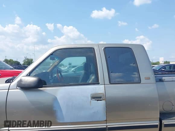 1994 Chevrolet Silverado 1500 с VIN 2GCEC19K3R1116995, выставлен на аукционе IAAI как лот 42953729 с пробегом 343 867 миль миль и . История ставок и продаж доступна на DreamBid. Изображение 15.
