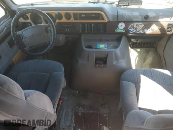 1996 Dodge Cargo with VIN 2B6HB21Y5TK129680, listed as a Copart auction lot 67195874 with 203,738 mi miles and Clean title. Bid and sale history available at DreamBid. Image 8.