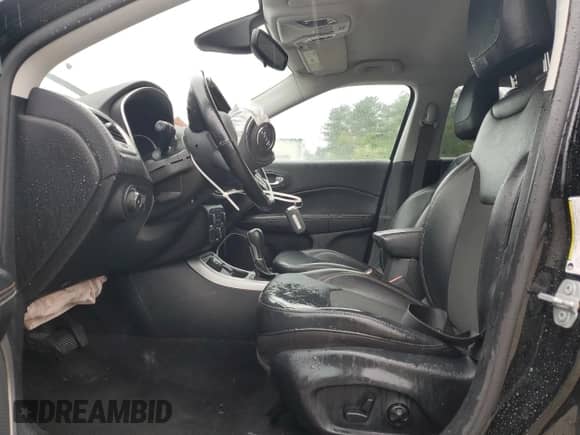 2020 Jeep Compass Altitude с VIN 3C4NJDBB9LT148518, выставлен на аукционе Copart как лот 58075535 с пробегом 49 710 миль миль и Списание • Salvage title. История ставок и продаж доступна на DreamBid. Изображение 7.