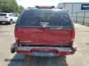 1998 Chevrolet Blazer LS with VIN 1GNCS13W3WK129447, listed as a Copart auction lot 66703964 with 162,783 mi miles and Salvage title. Bid and sale history available at DreamBid. Image 6.