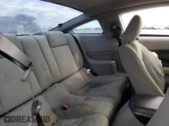 2008 Ford Mustang Deluxe z VIN 1ZVHT80N985173886, wystawiony jako Copart lot #70254335 z przebiegiem 206 558 mil mil oraz Szkoda całkowita • Salvage title. Historia ofert i sprzedaży dostępna na DreamBid. Obrazek 10.