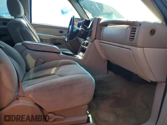 2003 Chevrolet Suburban LS z VIN 3GNEC16Z33G340355, wystawiony jako Copart lot #82348705 z przebiegiem 173 686 mil mil oraz Szkoda całkowita • Salvage title. Historia ofert i sprzedaży dostępna na DreamBid. Obrazek 7.