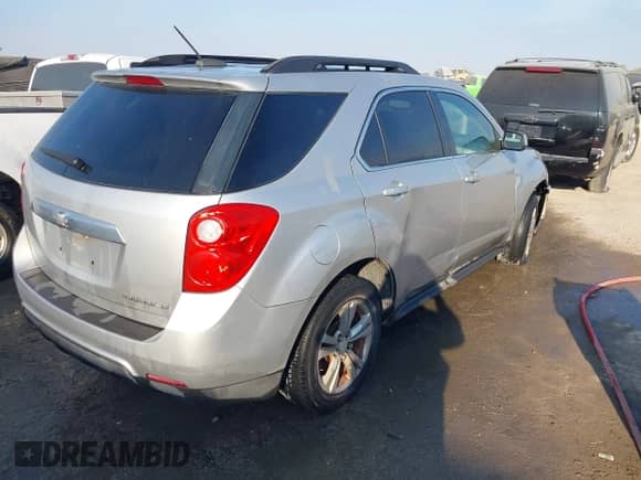 2015 Chevrolet Equinox LT z VIN 2GNALBEK5F1133763, wystawiony jako IAAI lot #43367730 z przebiegiem 216 447 mil mil oraz . Historia ofert i sprzedaży dostępna na DreamBid. Obrazek 4.