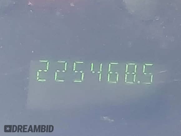 2006 Ford Econoline Cargo with VIN 1FTNE24W76HB25668, listed as a IAAI auction lot 42183528 with 225,468 mi miles and . Bid and sale history available at DreamBid. Image 7.