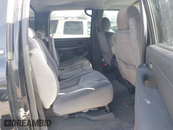 2005 GMC Sierra 1500 SLE with VIN 2GTEK13T451232141, listed as a IAAI auction lot 42083139 with 218,162 mi miles and . Bid and sale history available at DreamBid. Image 8.