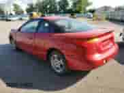 2001 Saturn SC z VIN 1G8ZY127X1Z116460, wystawiony jako Copart lot #67962944 z przebiegiem 93 372 mil mil oraz Nie do naprawy • Non repairable. Historia ofert i sprzedaży dostępna na DreamBid. Obrazek 2.