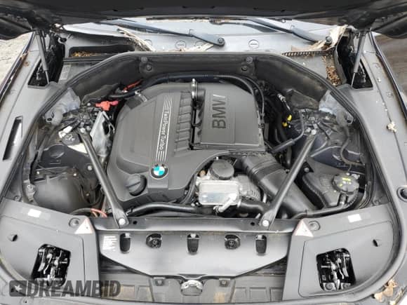 2015 BMW 5 Series 535i Gran Turismo с VIN WBA5M2C51FGH99185, выставлен на аукционе Copart как лот 79439184 с пробегом 69 489 миль миль и Списание • Salvage title. История ставок и продаж доступна на DreamBid. Изображение 12.