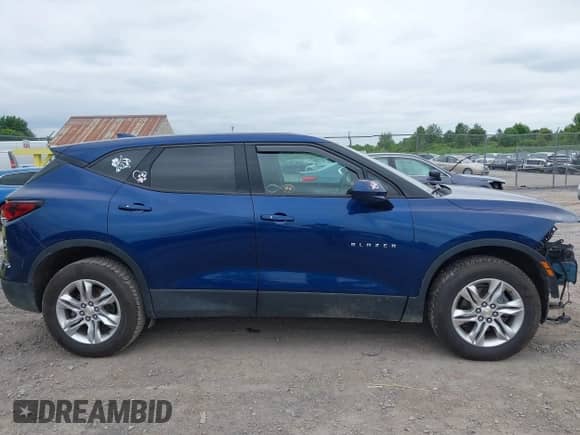 2022 Chevrolet Blazer LT with VIN 3GNKBHR43NS132555, listed as a IAAI auction lot 42501996 with 51,011 mi miles and . Bid and sale history available at DreamBid. Image 14.