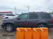 2011 Chevrolet Tahoe LT с VIN 1GNSKBE02BR275494, выставлен на аукционе IAAI как лот 43309783 с пробегом 58 350 миль миль и . История ставок и продаж доступна на DreamBid. Изображение 14.