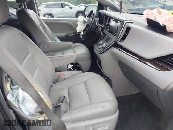 2018 Toyota Sienna XLE Auto Access Seat with VIN 5TDYZ3DC1JS958383, listed as a IAAI auction lot 42929562 with 78,934 mi miles and . Bid and sale history available at DreamBid. Image 5.