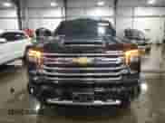 2024 Chevrolet Silverado 3500HD High Country с VIN 2GC4YVEY8R1122399, выставлен на аукционе Copart как лот 69914985 с пробегом 58 929 миль миль и Списание • Salvage title. История ставок и продаж доступна на DreamBid. Изображение 5.