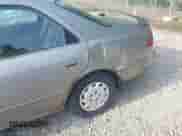 1998 Toyota Camry LE with VIN 4T1BG22K8WU301675, listed as a IAAI auction lot 42509417 with 334,499 mi miles and . Bid and sale history available at DreamBid. Image 6.