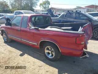 2000 Chevrolet S-10 LS с VIN 1GCCS19W4Y8156740, выставлен на аукционе IAAI как лот 40663715 с пробегом 276 781 миль миль и . История ставок и продаж доступна на DreamBid. Изображение 3.