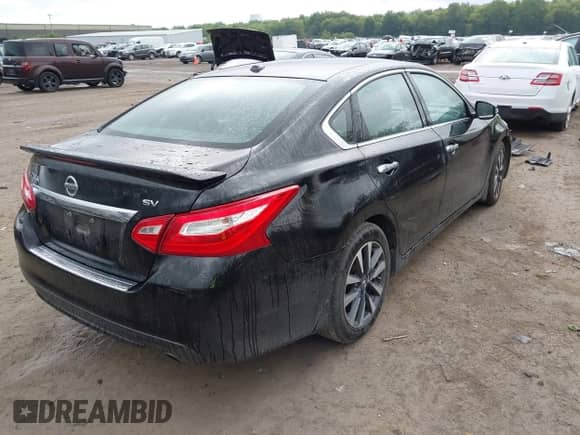 2016 Nissan Altima S z VIN 1N4AL3AP8GC220946, wystawiony jako IAAI lot #43133772 z przebiegiem 162 877 mil mil oraz . Historia ofert i sprzedaży dostępna na DreamBid. Obrazek 4.