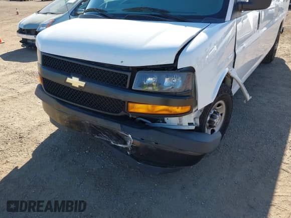 2019 Chevrolet Express Passenger LS с VIN 1GAZGNFP5K1278693, выставлен на аукционе IAAI как лот 41299257 с пробегом 134 845 миль миль и . История ставок и продаж доступна на DreamBid. Изображение 6.