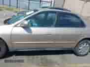 2001 Honda Accord LX with VIN 1HGCG56441A127203, listed as a IAAI auction lot 42966577 with Not provided miles and . Bid and sale history available at DreamBid. Image 13.