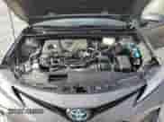 2024 Toyota Camry Hybrid LE z VIN 4T1H31AK4RU077097, wystawiony jako Copart lot #69647975 z przebiegiem 8 582 mil mil oraz Czysty tytuł • Clean title. Historia ofert i sprzedaży dostępna na DreamBid. Obrazek 11.