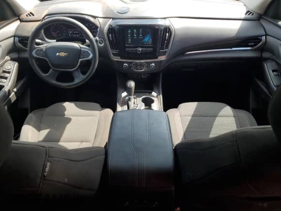 2018 Chevrolet Traverse LS with VIN 1GNERFKW4JJ140832, listed as a Copart auction lot 70189685 with 126,544 mi miles and Salvage title. Bid and sale history available at DreamBid. Image 8.