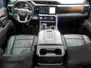 2022 GMC Sierra 1500 Denali с VIN 3GTUUGED3NG660594, выставлен на аукционе Copart как лот 60871205 с пробегом 108 826 миль миль и Списание • Salvage title. История ставок и продаж доступна на DreamBid. Изображение 8.