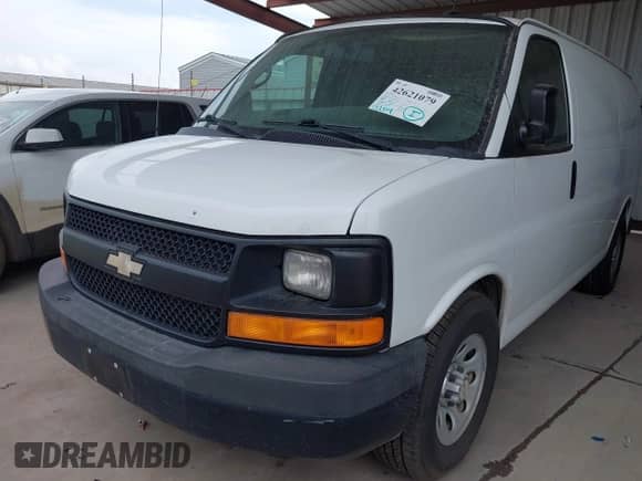 2014 Chevrolet Express Cargo with VIN 1GCSGAFX3E1163645, listed as a IAAI auction lot 42621079 with 251,814 mi miles and . Bid and sale history available at DreamBid. Image 21.