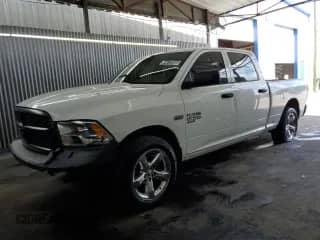 2019 Ram 1500 Tradesman z VIN 1C6RR7ST9KS612421, wystawiony jako Copart lot #64072965 z przebiegiem 173 123 mil mil oraz Czysty tytuł • Clean title. Historia ofert i sprzedaży dostępna na DreamBid. Obrazek 1.