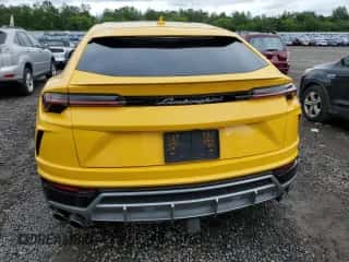 2019 Lamborghini Urus with VIN ZPBUA1ZL9KLA00879, listed as a Copart auction lot 58017485 with 23,614 mi miles and Salvage title. Bid and sale history available at DreamBid. Image 6.