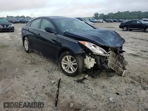 2013 Hyundai Sonata GLS z VIN 5NPEB4AC0DH660399, wystawiony jako Copart lot #65064445 z przebiegiem 129 940 mil mil oraz Nie do naprawy • Non repairable. Historia ofert i sprzedaży dostępna na DreamBid. Obrazek 13.