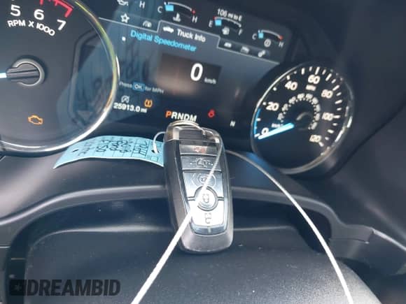 2018 Ford F-150 XL z VIN 1FTEW1EG2JKF48815, wystawiony jako IAAI lot #43303966 z przebiegiem 125 913 mil mil oraz . Historia ofert i sprzedaży dostępna na DreamBid. Obrazek 11.