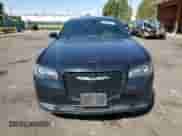 2015 Chrysler 300 S с VIN 2C3CCAGG8FH899857, выставлен на аукционе Copart как лот 69880025 с пробегом 154 102 миль миль и Чистый • Clean title. История ставок и продаж доступна на DreamBid. Изображение 5.