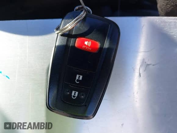 2020 Toyota Prius L Eco с VIN JTDKARFU4L3124540, выставлен на аукционе IAAI как лот 43233020 с пробегом 172 599 миль миль и . История ставок и продаж доступна на DreamBid. Изображение 11.