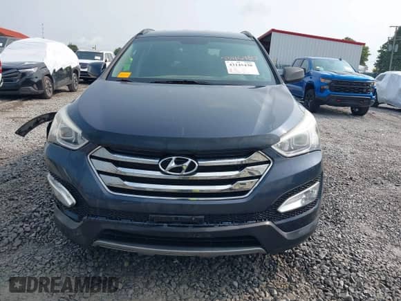 2014 Hyundai Santa Fe with VIN 5XYZUDLB5EG153555, listed as a IAAI auction lot 43145430 with 140,750 mi miles and . Bid and sale history available at DreamBid. Image 12.