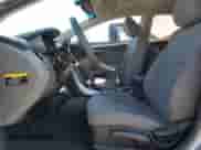 2015 Hyundai Elantra SE с VIN 5NPDH4AE2FH599202, выставлен на аукционе Copart как лот 80781685 с пробегом 92 282 миль миль и Списание • Salvage title. История ставок и продаж доступна на DreamBid. Изображение 7.