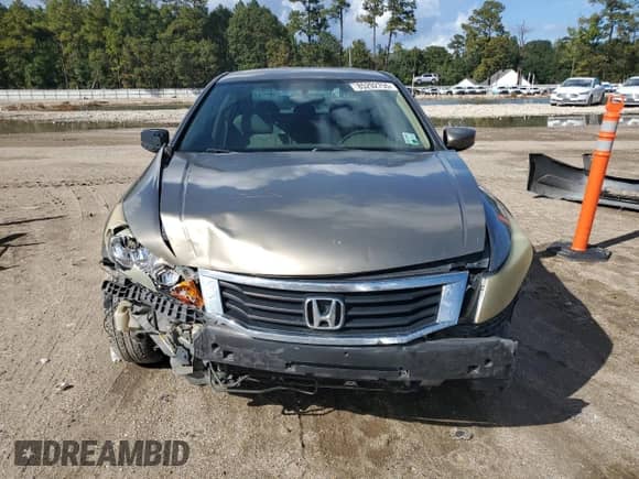 2010 Honda Accord LX с VIN 1HGCP2F30AA117502, выставлен на аукционе Copart как лот 85292755 с пробегом 162 027 миль миль и Списание • Salvage title. История ставок и продаж доступна на DreamBid. Изображение 5.