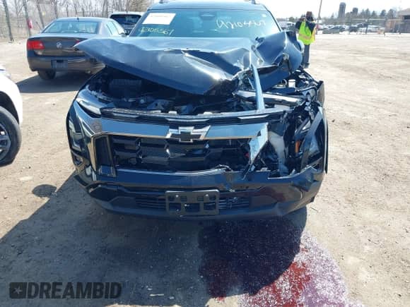 2025 Chevrolet Equinox AWD ACTIV z VIN 3GNAXSEG7SL167387, wystawiony jako IAAI lot #42105567 z przebiegiem 7 940 mil mil oraz . Historia ofert i sprzedaży dostępna na DreamBid. Obrazek 12.